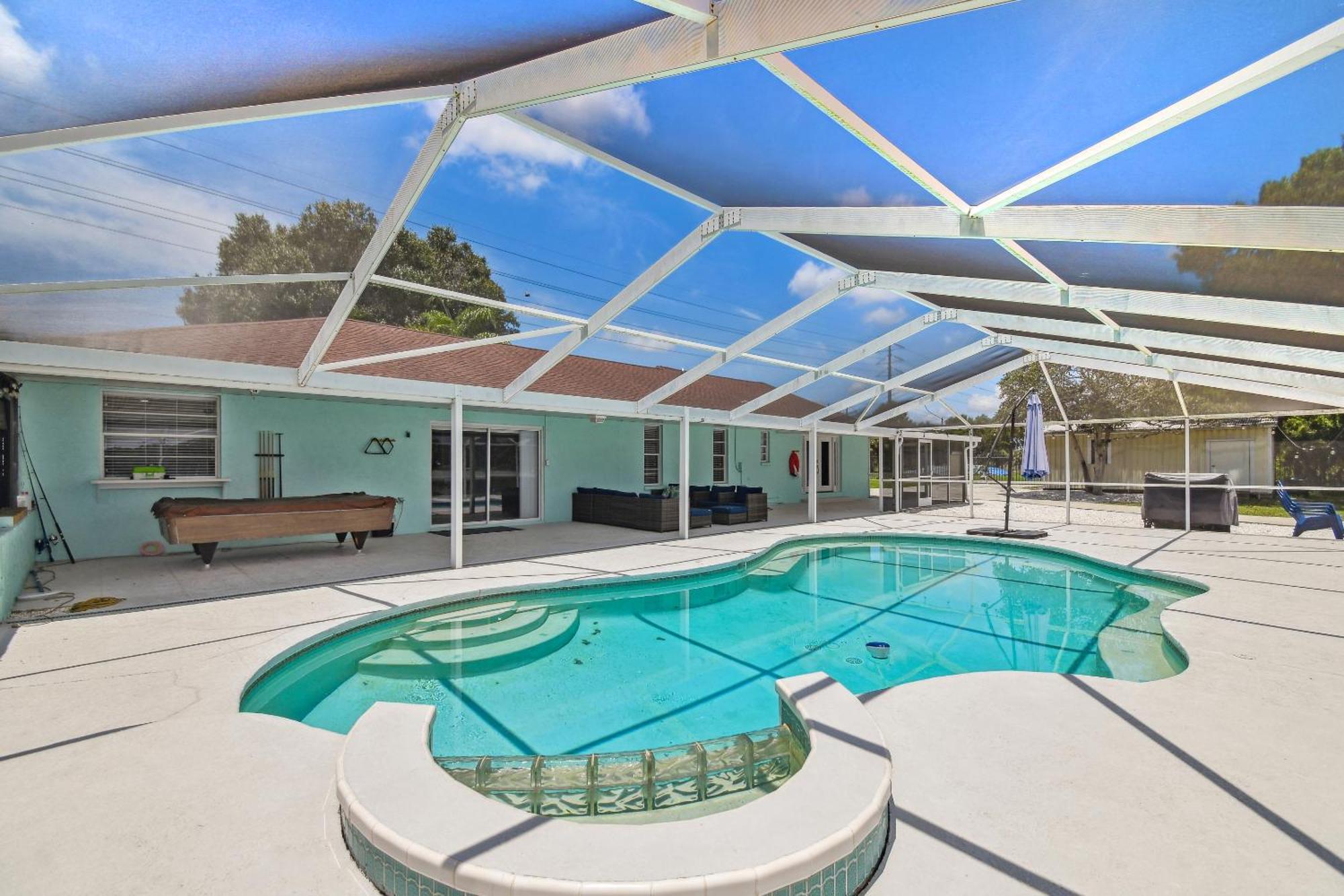 טאמפה Lake House Westchase Area. Heated Pool Waterfront! מראה חיצוני תמונה