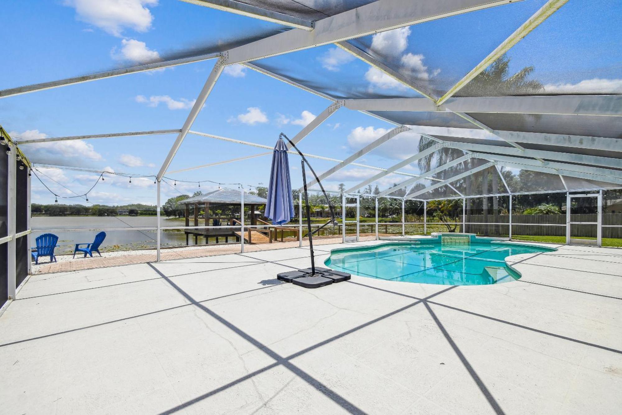 טאמפה Lake House Westchase Area. Heated Pool Waterfront! מראה חיצוני תמונה