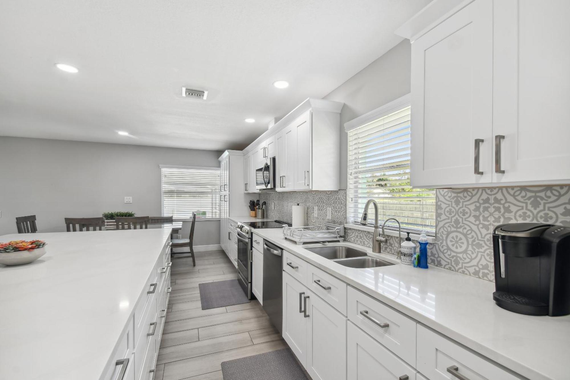 טאמפה Lake House Westchase Area. Heated Pool Waterfront! מראה חיצוני תמונה