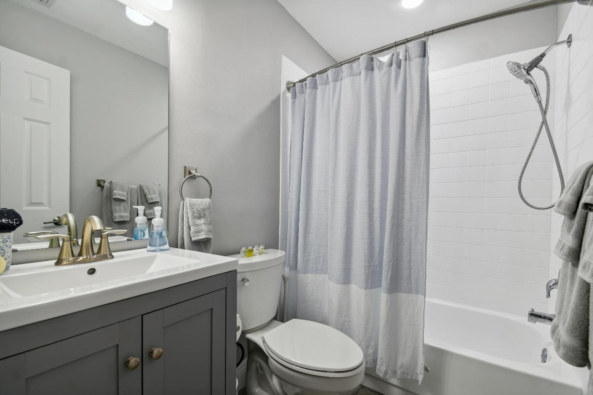 טאמפה Lake House Westchase Area. Heated Pool Waterfront! מראה חיצוני תמונה