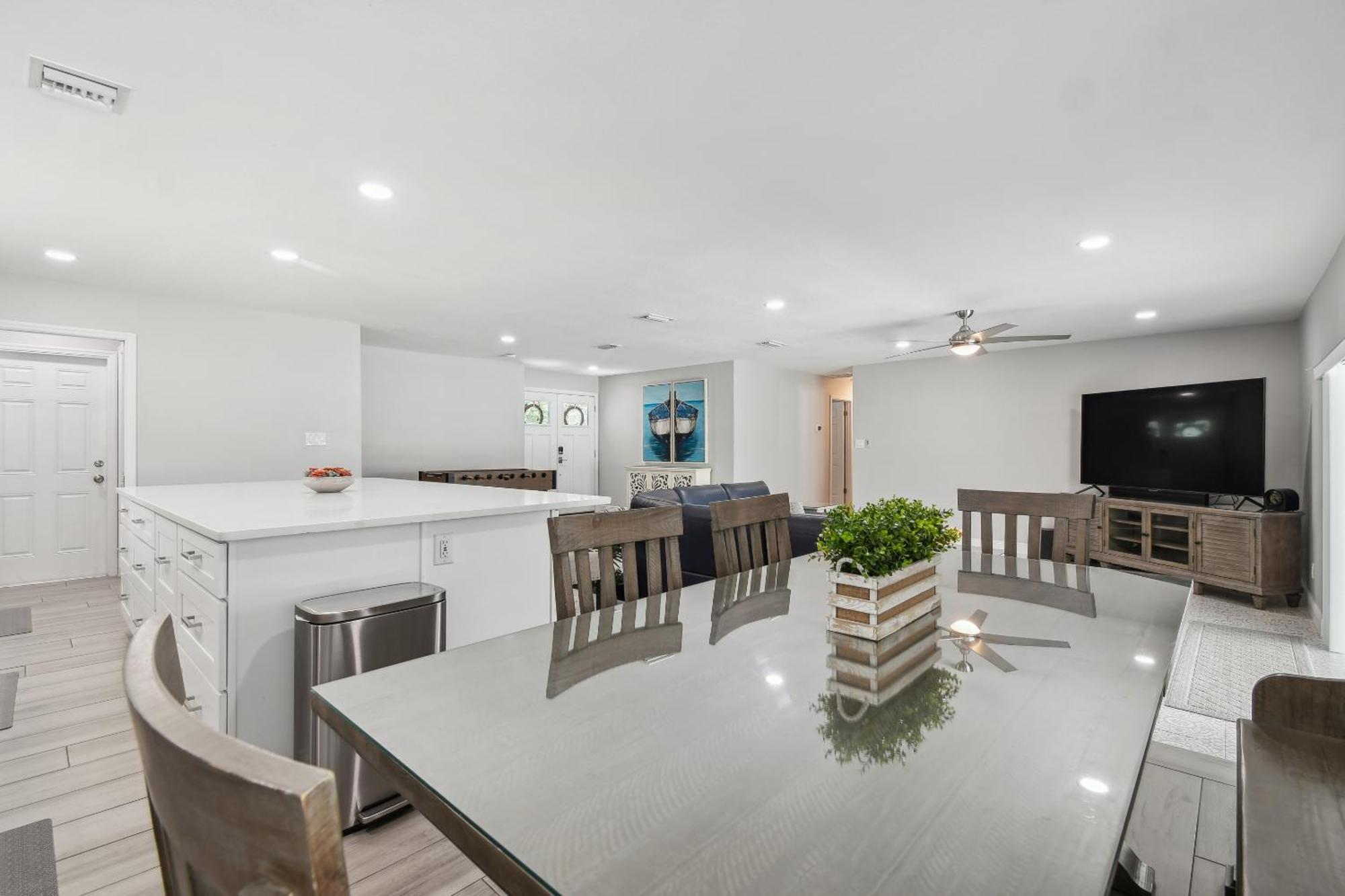 טאמפה Lake House Westchase Area. Heated Pool Waterfront! מראה חיצוני תמונה
