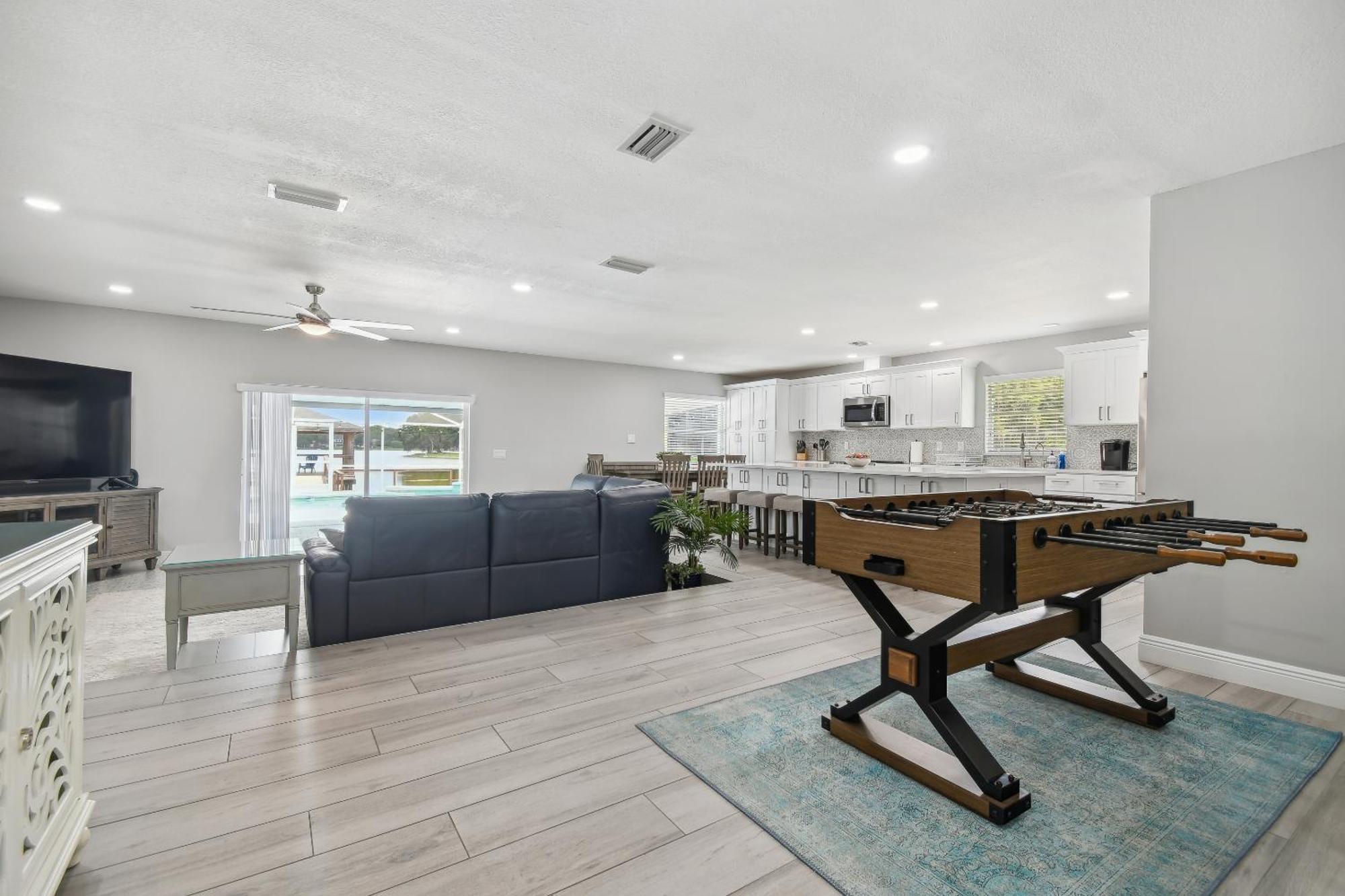 טאמפה Lake House Westchase Area. Heated Pool Waterfront! מראה חיצוני תמונה