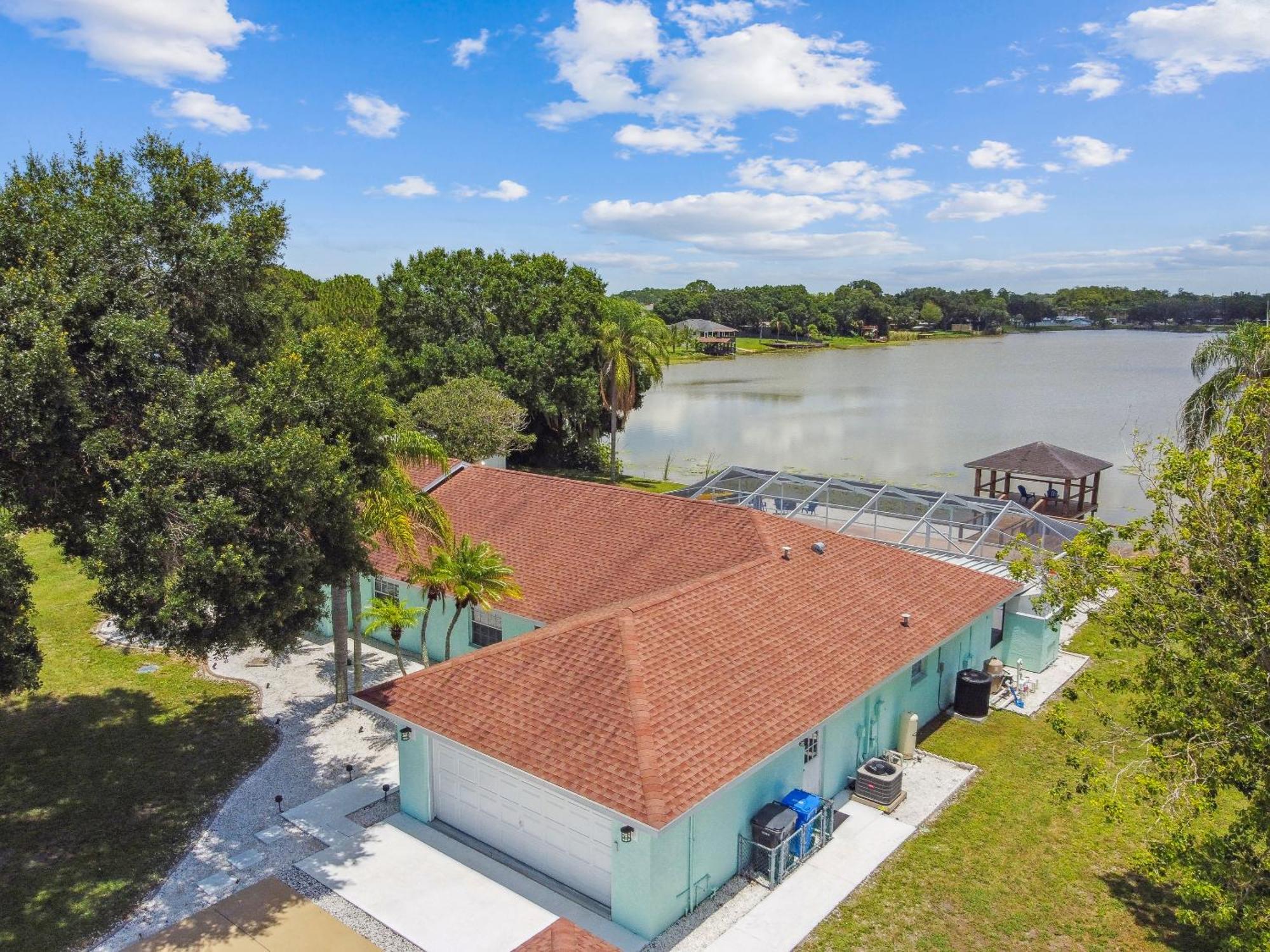 טאמפה Lake House Westchase Area. Heated Pool Waterfront! מראה חיצוני תמונה