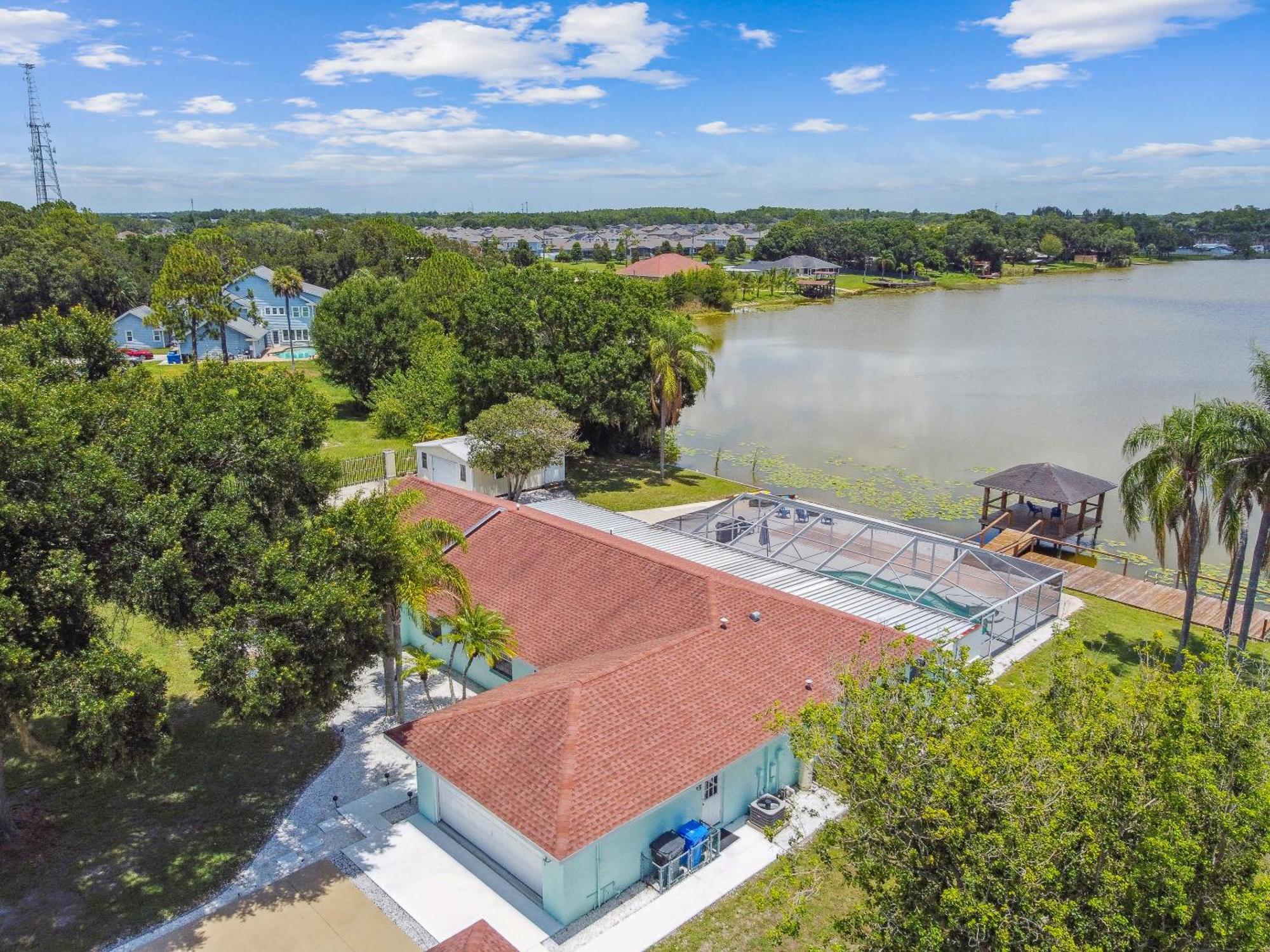 טאמפה Lake House Westchase Area. Heated Pool Waterfront! מראה חיצוני תמונה