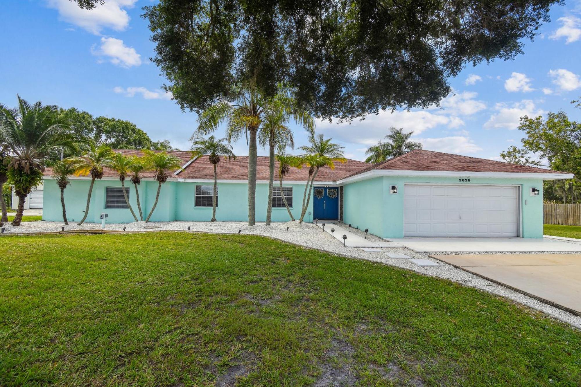 טאמפה Lake House Westchase Area. Heated Pool Waterfront! מראה חיצוני תמונה