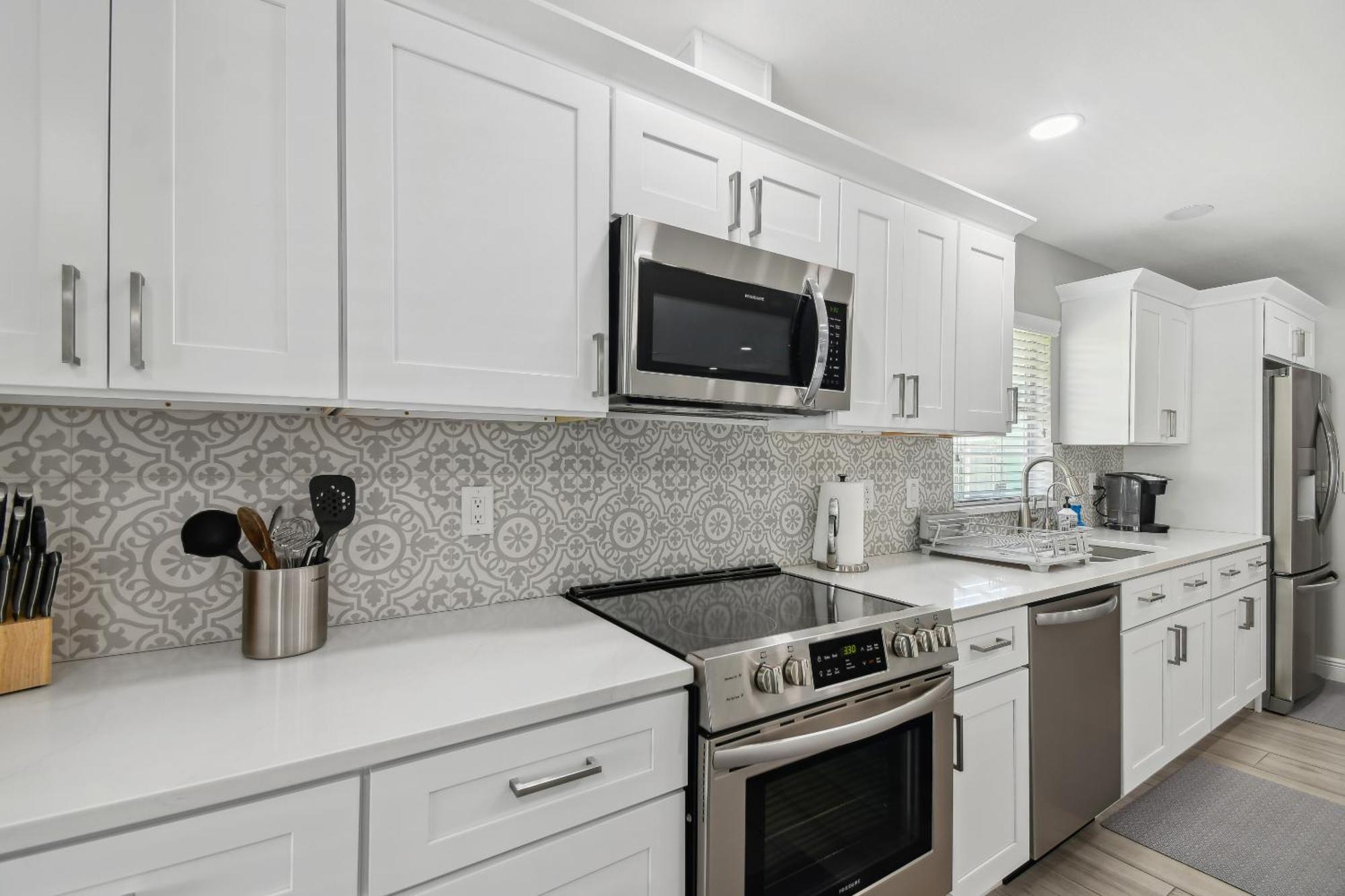 טאמפה Lake House Westchase Area. Heated Pool Waterfront! מראה חיצוני תמונה